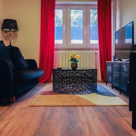 Flh Alcantara Stylish Duplex With Terrace Lisbon Bagian luar foto